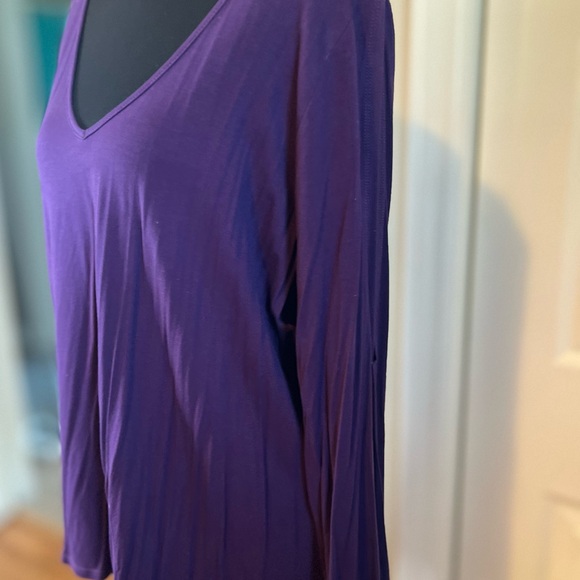 Women's Purple V-Neck Top - Picture 7 of 10